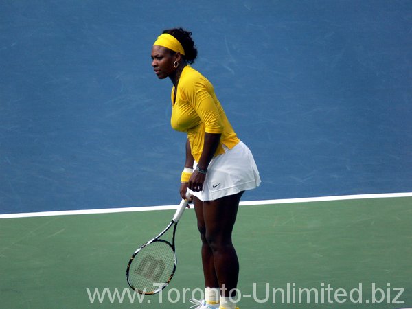 Serena Williams playing Elena Dementieva. Rogers Cup 2009.