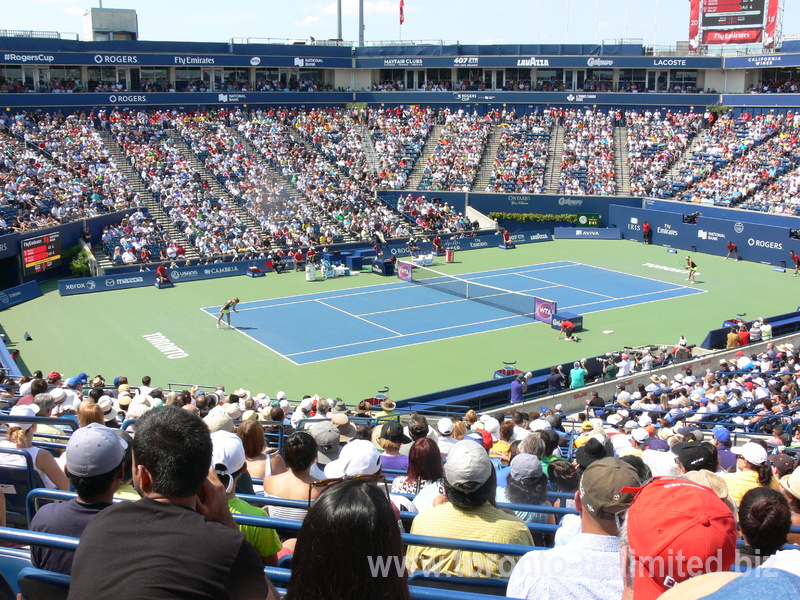 Simona Halep and Belinda Bencic on Centre Court playing Rogers Cup Championship final 16 August 2015 Rogers Cup Toronto!