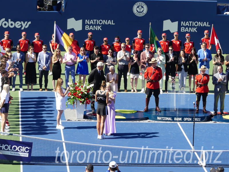 National Bank Open 2022 Toronto - Singles Final with Trophies presentation with Suzan Rogers presenting Trophy to Beatriz HADDAD MAIA