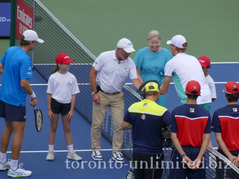 Ceremonial coin toss to start singles final National Bank Open 2023 presented by Rogers. 