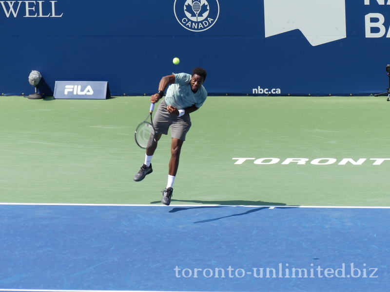 Nice serve from Gael Monfils (FRA) to Stefanos Tsitsipas on Centre Court