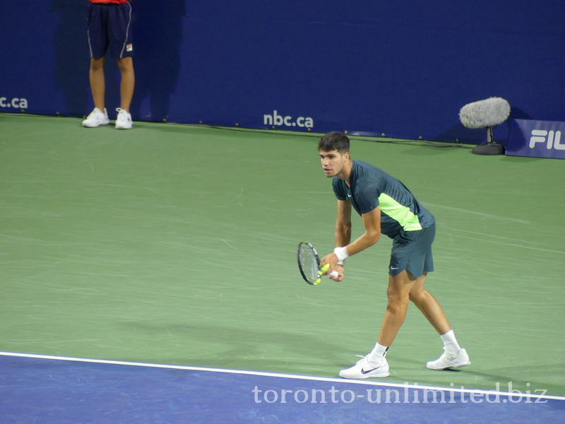 Carlos ALCARAZ (ESP) [1] to serve on Centre Court 11 August 2023