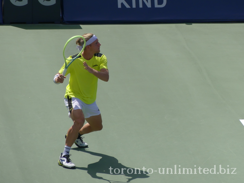 Alejandro DAVIDOVICH FOKINA (ESP) to hit the ball back to Alex DE MINAUR (AUS) in semifinal match 12 August 2023 National Bank Open 