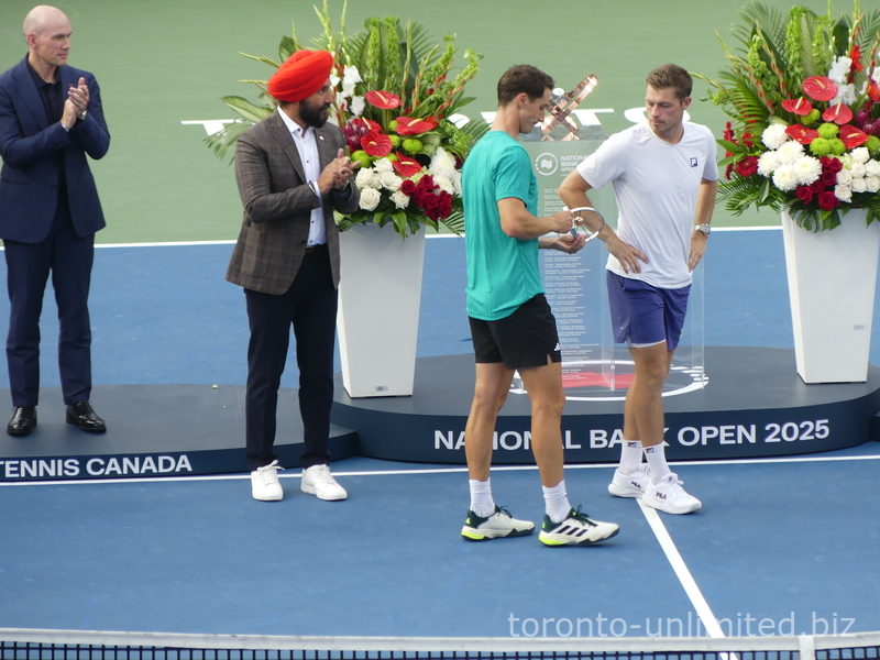 Neil Skupski and Joe Salisbury with runner-up Trophy