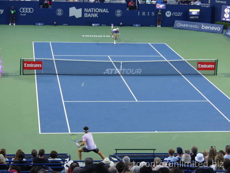 Karen Khachanov serving to Ben Shelton on Centre Court in the NBO 2025 Championship Final, August 7, 2025