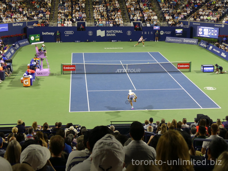 Ben Shelton has a match point, while Karen Khachanov is serving in the third set tiebreaker. Championship Final at the NBO 2025 Toronto