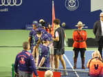 Ben Shelton is presenting the ball crew with commemorative medals. NBO 2025 Closing Ceremony, August 7, 2025