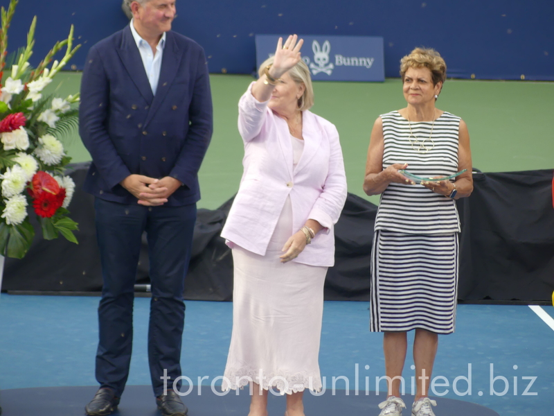 WTA Supervisor Donna Kelso with raised hands 