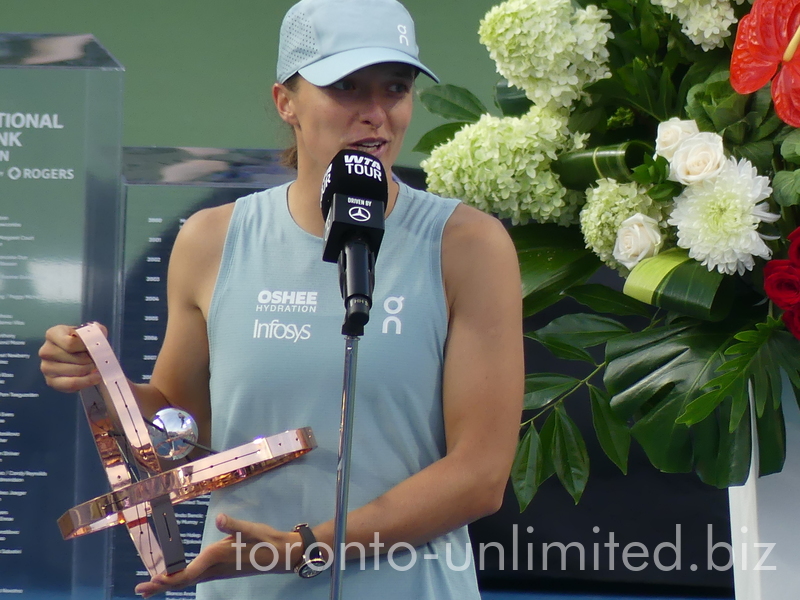 NBO 2026 Champion Iga Swiatek holding the Trophy and talking