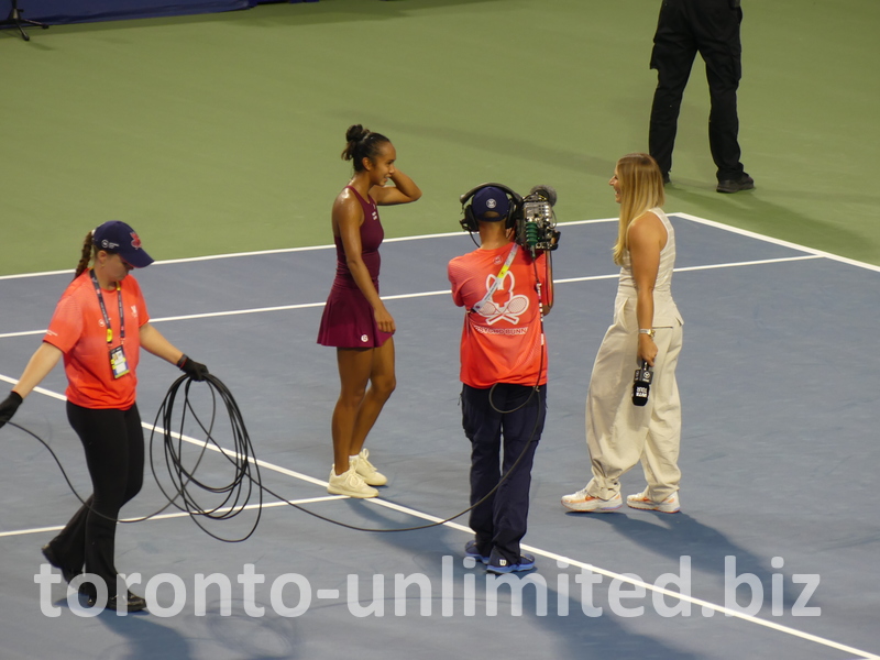 Winner Leylah Fernandez is in her post-game interview with a WTA Tour reporter.
