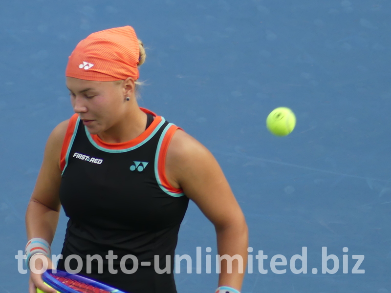 A nice closeup of Diana Shnaider on the Court.