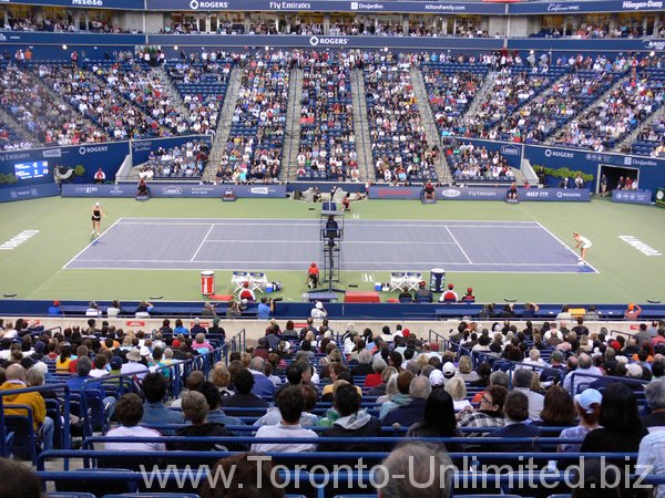 Alisa Kleybanova, Maria Sharapova on Centre Court. Semifinal match.