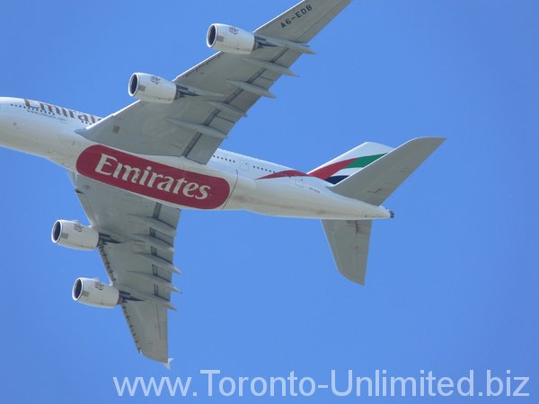 Emirates Airbus a380 flying over Stadium Court.