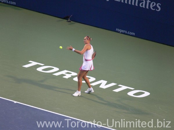 Nadia Petrova on Stadium Court. Rogers Cup 2009.