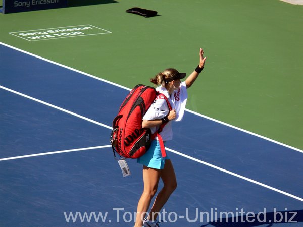 Lucie Safarova leaving court, loosing to Serena Williams.