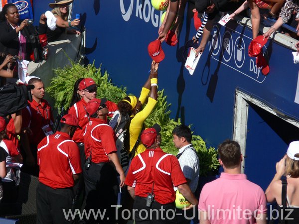 Serena Williams and her fans.