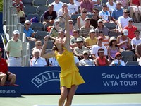 Nice serve from Jelena Jankovic.