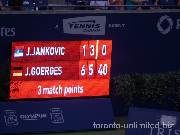 Scoreboard 3 match points for Julia Georges.