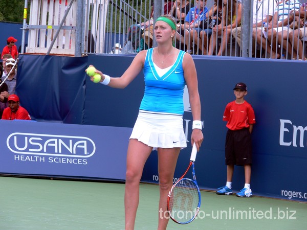 Petra Kvitova getting ready to serve