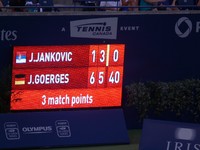 Scoreboard 3 match points for Julia Georges.