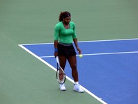 Serena Williams before her serve
