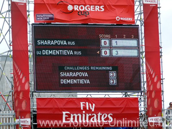 Rexall Centre Scoreboard showing Dementieva up 3 : 1 against Sharapova.