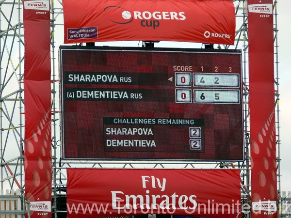 Scoreboard. Dementieva up 5 : 2 second set.