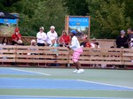 Serena Willimas on practice court.