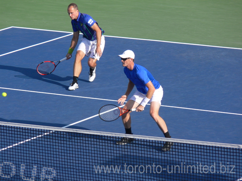 Jamie Murray (GBR) and Bruno Soares (BRA) on Central Court during semifinal match with Daniel Nestor and Vasek Pospisil 30 July 2016 Rogers Cup in Toronto