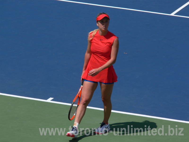 Elina Svitolina walking on Centre Court during Rogers Cup 2017 Final match against Caroline Wozniacki!