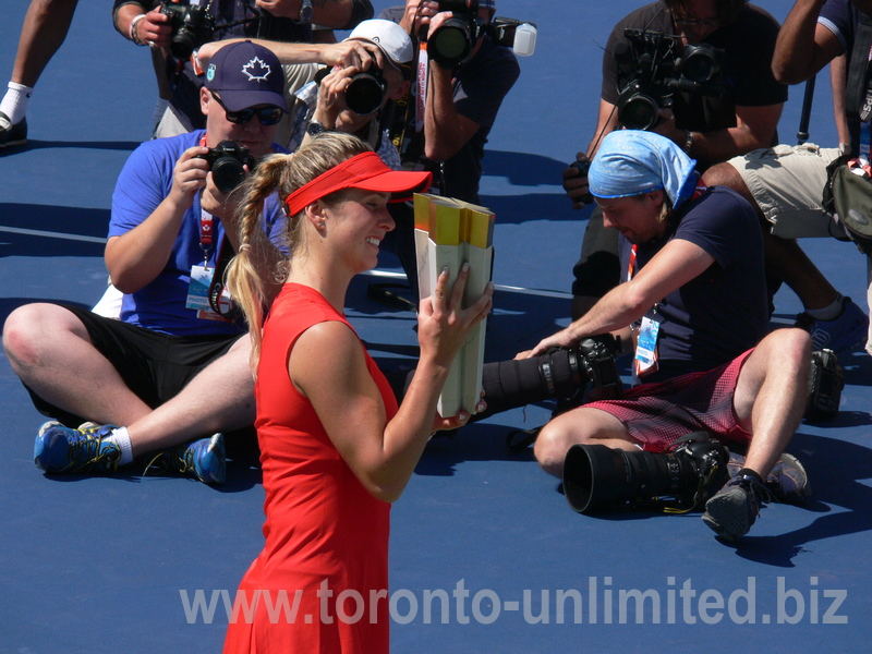 Elina Svitolina with her Rogers Cup Trophy!