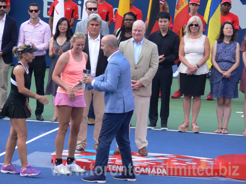Rogers Cup 2017 Doubles Final. Marten Gagnon presenting Trophy to the finalists Anna-Lena Groenefeld and Kveta Peschke.