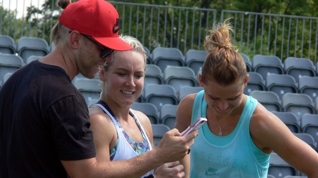 steckley-sands-safarova