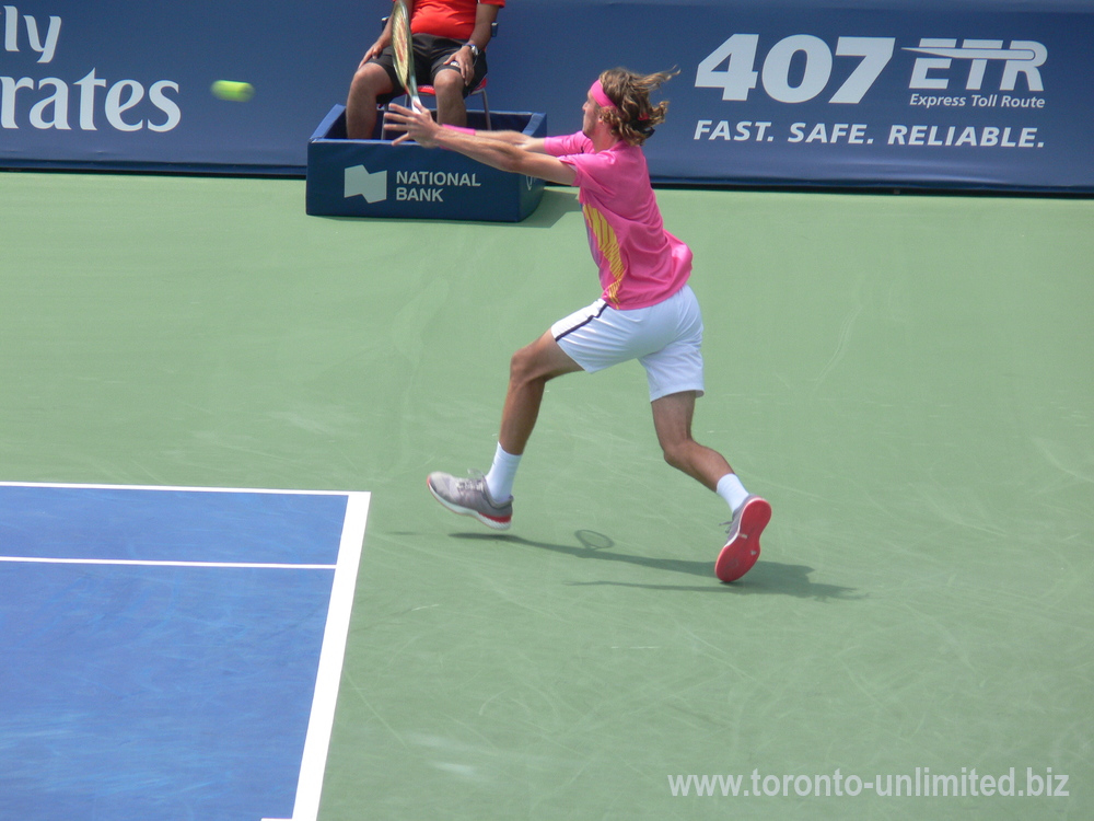 Stefanos Tsitsipas preparation for the ball on the Centre Court August 9, 2018 Rogers Cup Toronto!