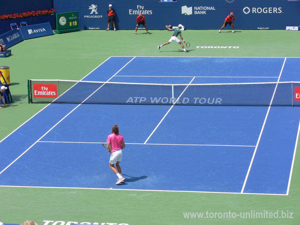 Stefanos Tsitsipas just served to Novak Djokovic on the Centre Court August 9, 2018 Rogers Cup Toronto!