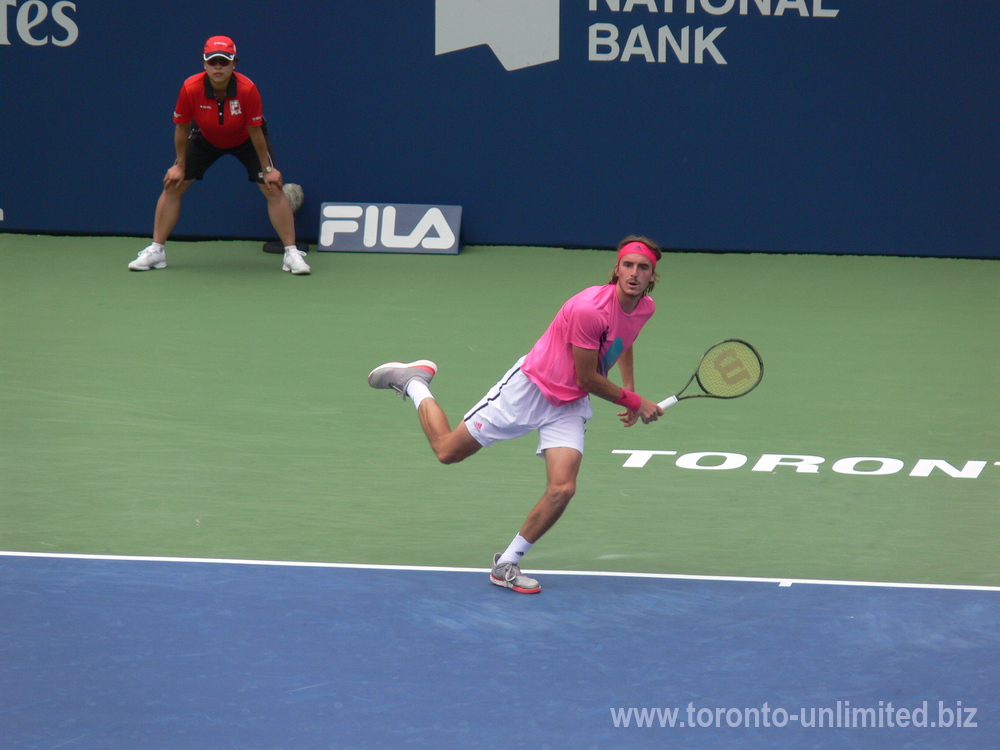 Stefanos Tsitsipas preparing for one-handed backhad return to Djokovic August 9, 2018 Rogers cup Toronto!