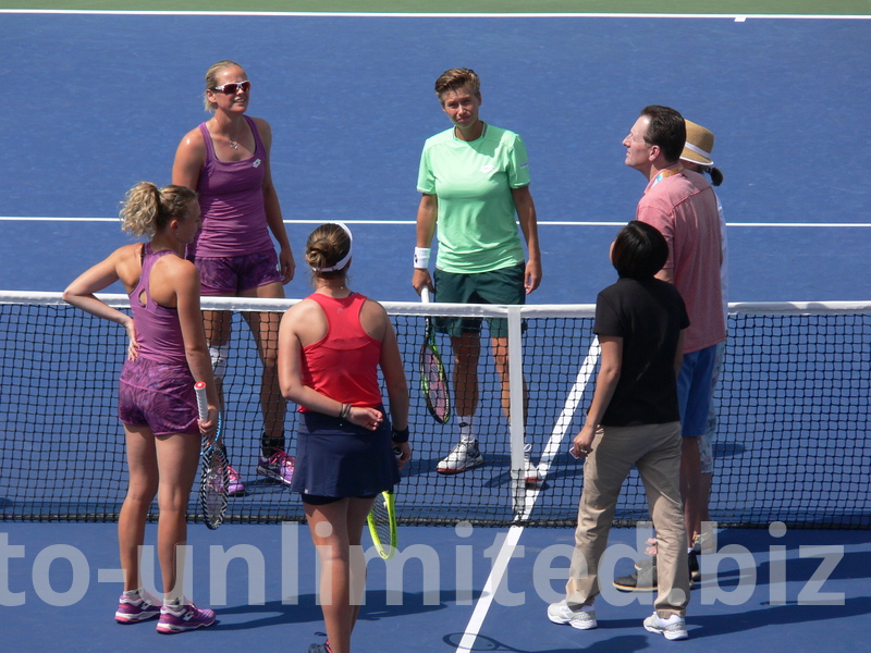 Start od Doubles Final between Barbora Krajcikova and Katerina Siniakova, Czechs in front and Anna-Lena Groenefeld, GER with Demi Schuurs NED standing behind the Net, August 11, 2019 Rogers Cup Toronto 