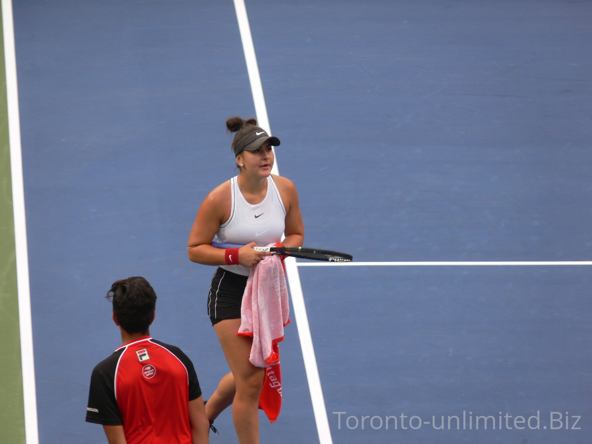 Bianca Andrescu playing Eugenie Bouchard on Centre Court, August 5, 2019 Rogers Cup Toronto