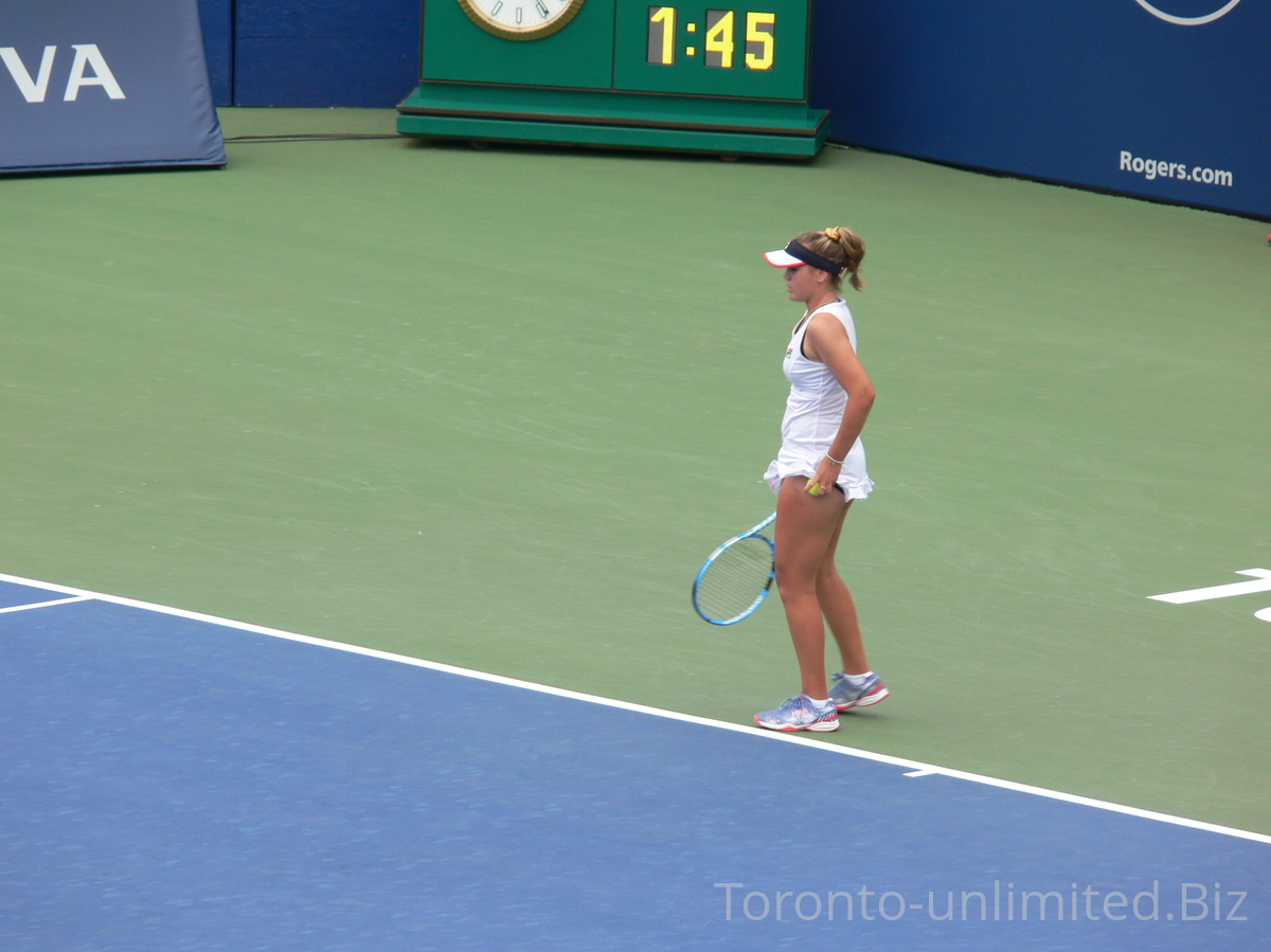 Sofia Kenin, US on Centre Court preparing to serve, August 9, 2019 Rogers Cup Toronto